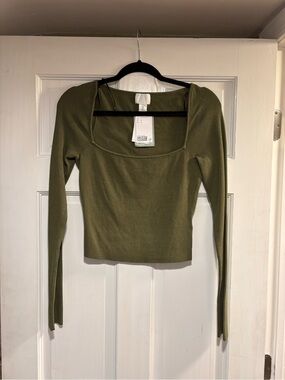 H&M Olive Green Long Sleeve Square Neck Crop Top